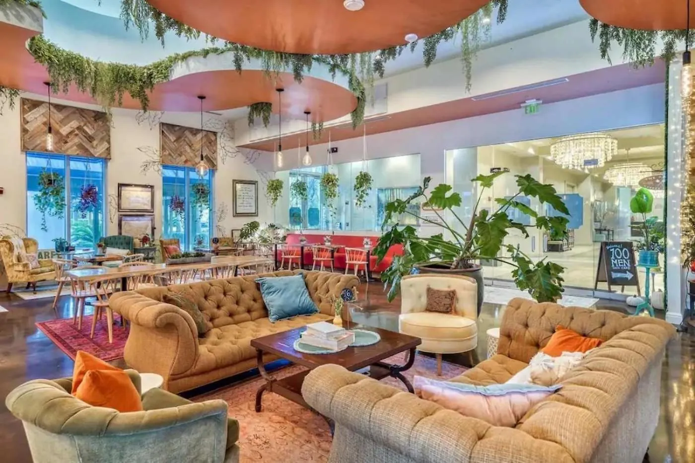 5 Star Resort 2Br 2 Bath King Suite Shuttle Pools Across From Beach 2208 Destin Holiday home